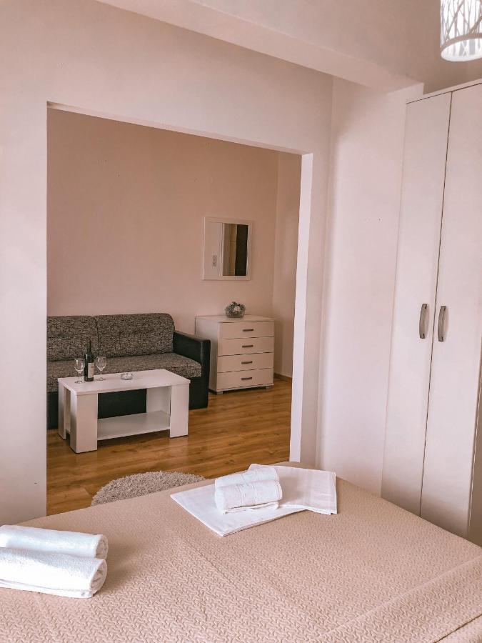 Vila Adriatik Ulcinj Esterno foto
