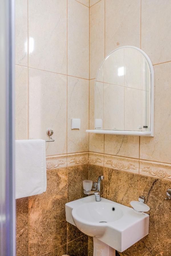 Vila Adriatik Ulcinj Esterno foto