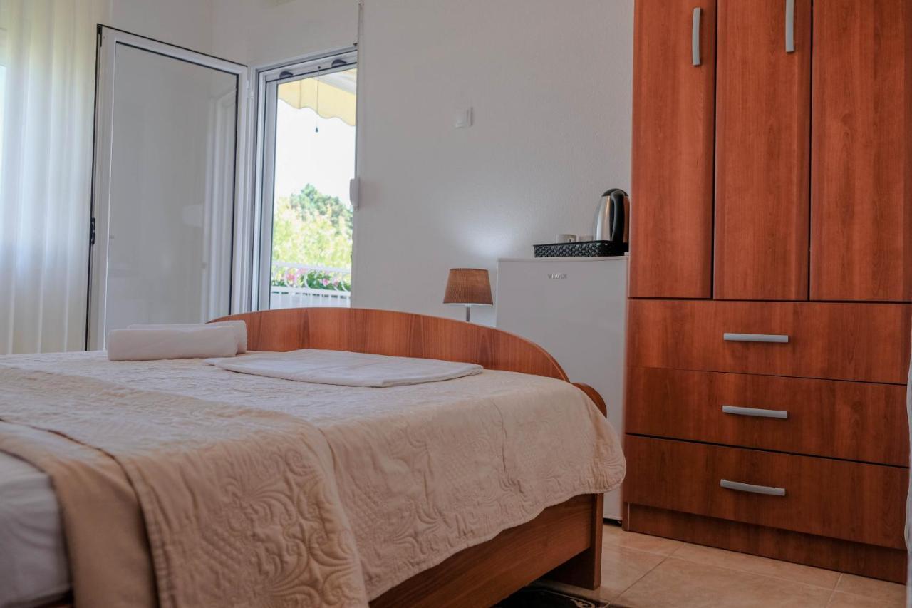 Vila Adriatik Ulcinj Esterno foto